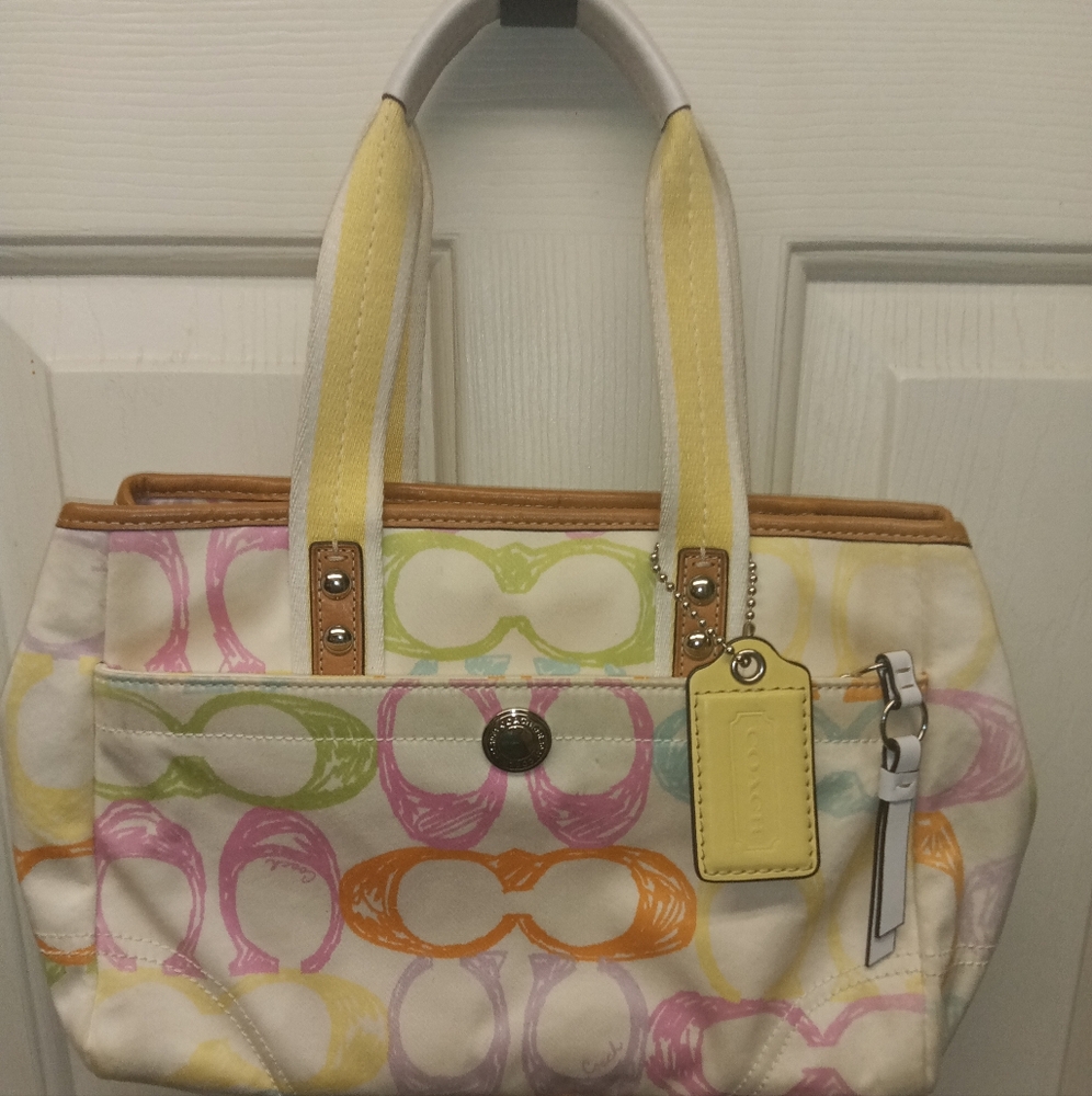 Vintage Coach Hamptons Signature Scribble Multicolor Hand Bag